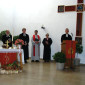 Pfarrer Lippmann, Pfarrer Dr. Hoffman, Diakon Bucka, Prätikantin Hofer und Pfarrer Nötzig (v.l.)